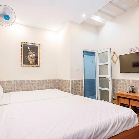 Thanh Anh 2 Hotel - Gan Cho Dem ダラット エクステリア 写真
