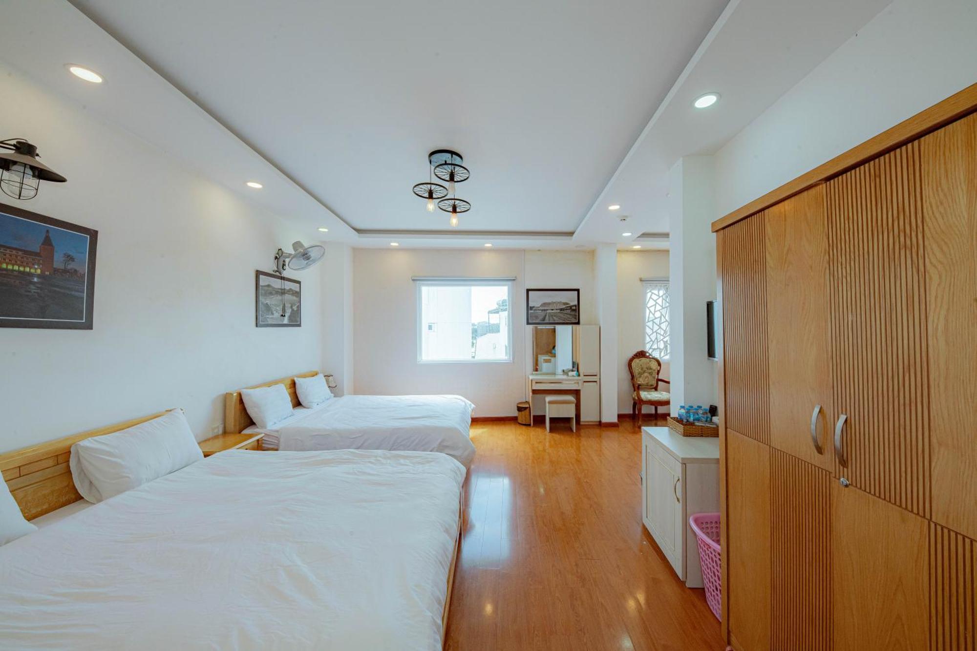 Thanh Anh 2 Hotel - Gan Cho Dem ダラット エクステリア 写真
