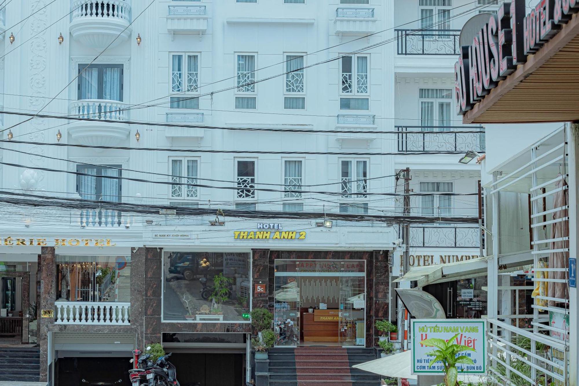 Thanh Anh 2 Hotel - Gan Cho Dem ダラット エクステリア 写真