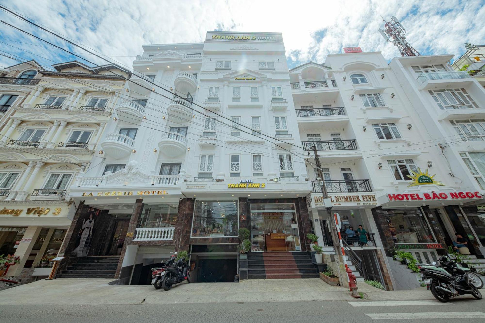 Thanh Anh 2 Hotel - Gan Cho Dem ダラット エクステリア 写真