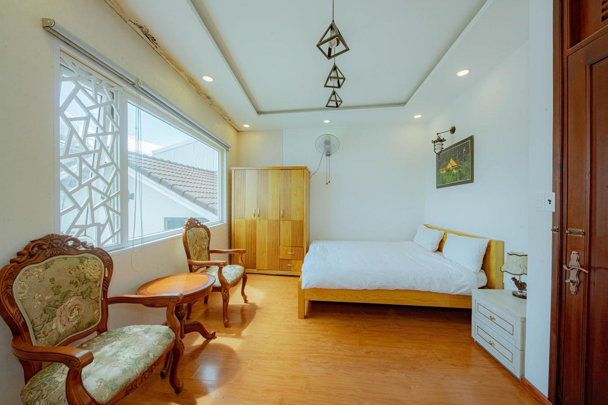 Thanh Anh 2 Hotel - Gan Cho Dem ダラット エクステリア 写真