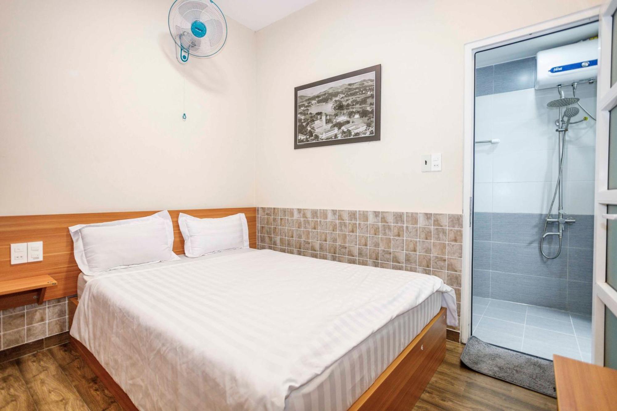 Thanh Anh 2 Hotel - Gan Cho Dem ダラット エクステリア 写真