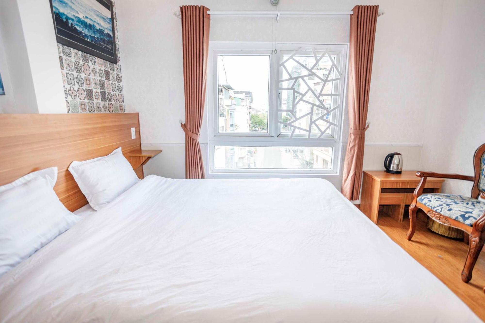 Thanh Anh 2 Hotel - Gan Cho Dem ダラット エクステリア 写真