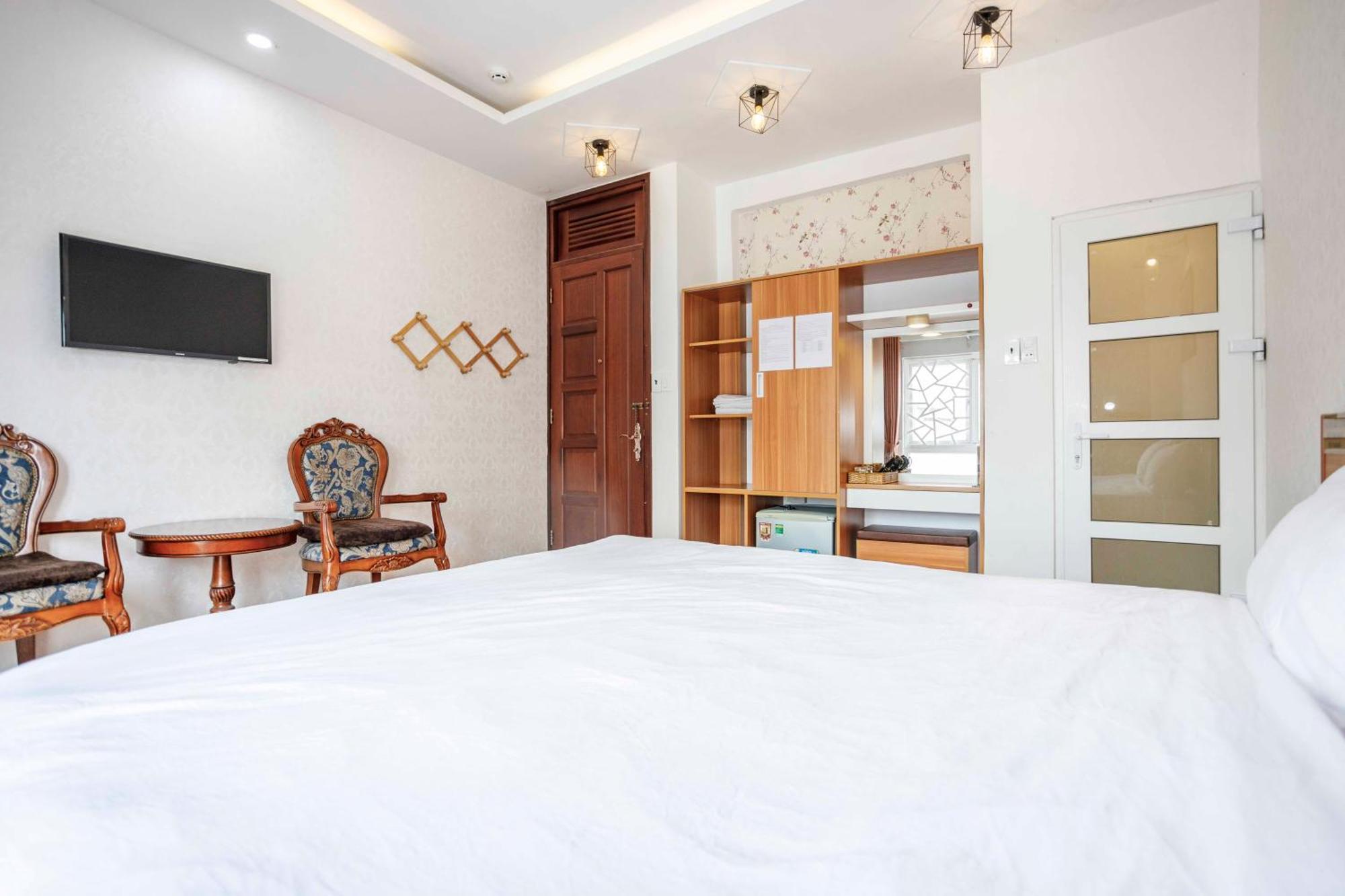 Thanh Anh 2 Hotel - Gan Cho Dem ダラット エクステリア 写真