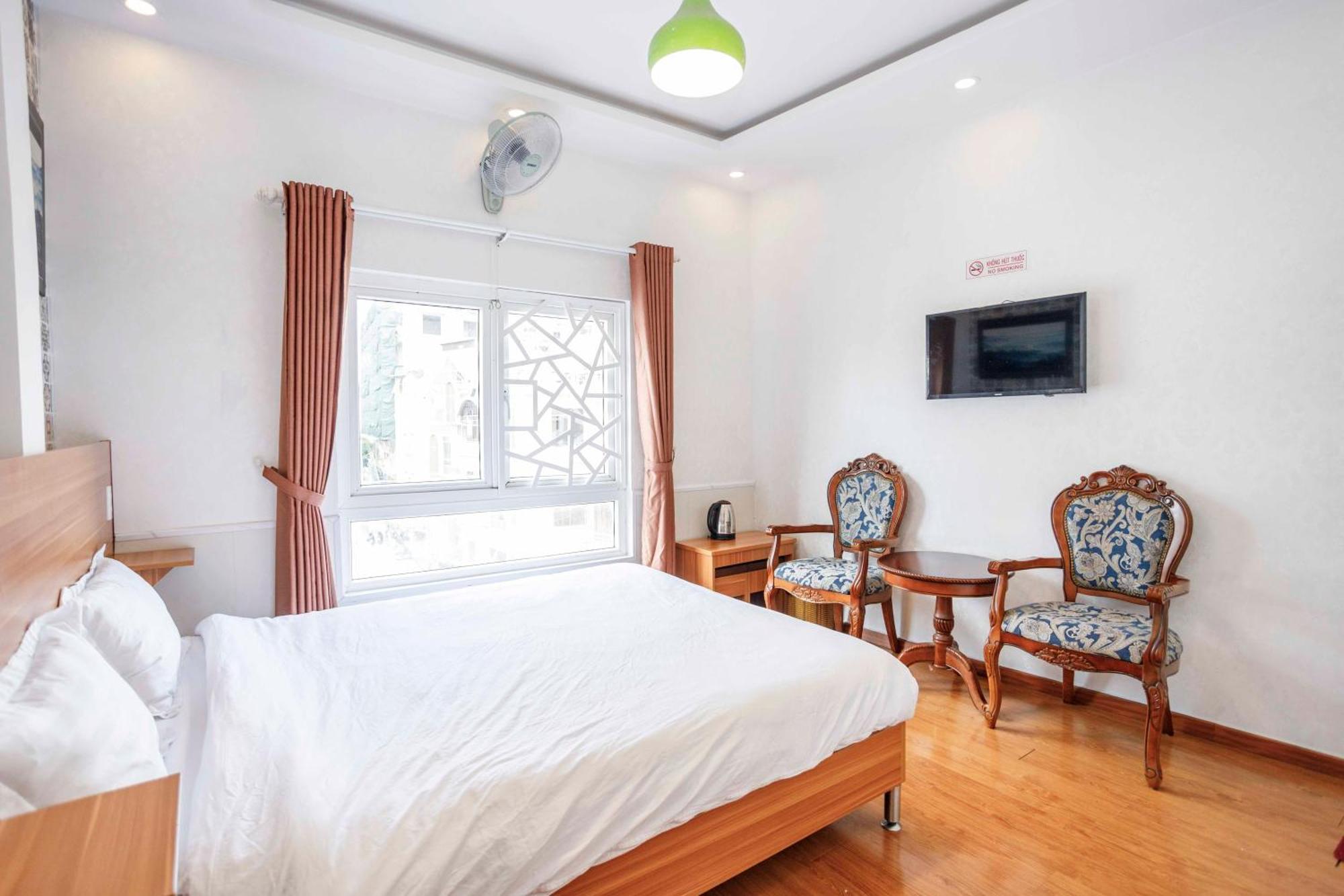 Thanh Anh 2 Hotel - Gan Cho Dem ダラット エクステリア 写真